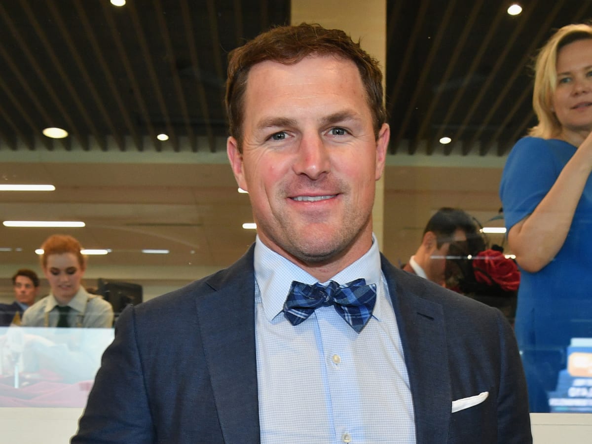 Witten rejoining Cowboys after year as broadcaster