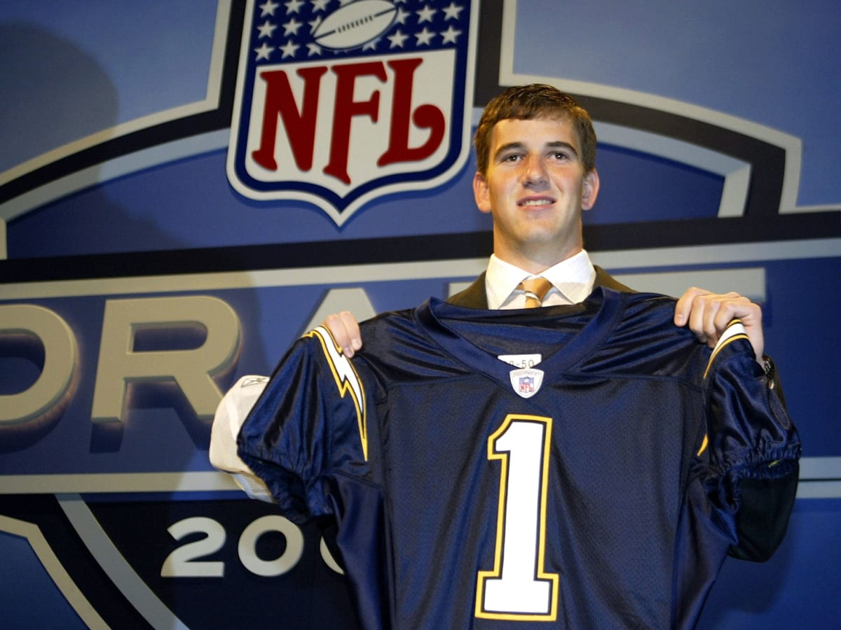 Eli Manning-Philip Rivers meet for third time since '04 draft trade – Daily  Freeman