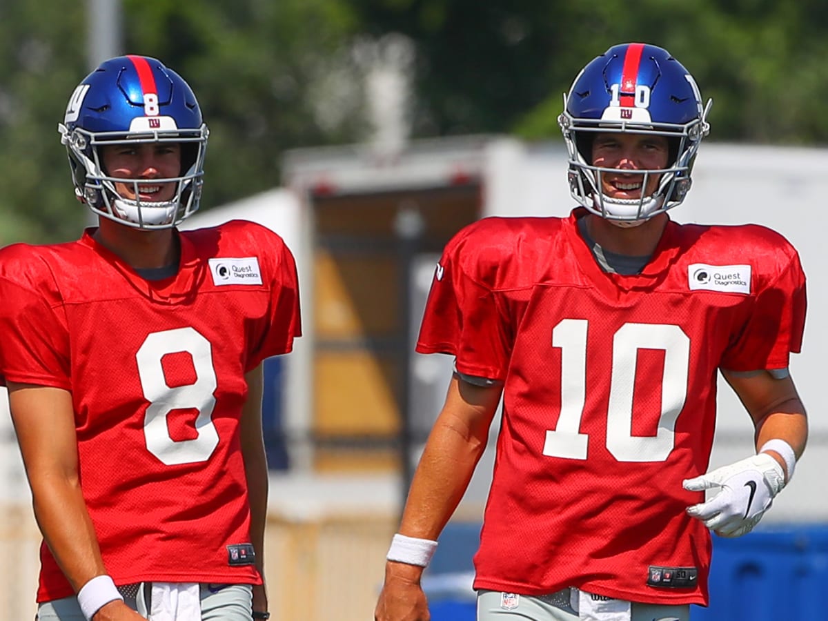 How did Giants' Eli Manning and Daniel Jones do in red zone at practice?  Final QB stats from minicamp 