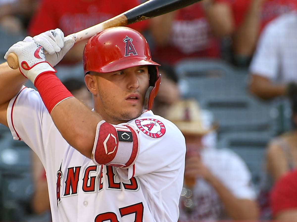 On Mike Trout and Megabucks Contracts - Off The Bench