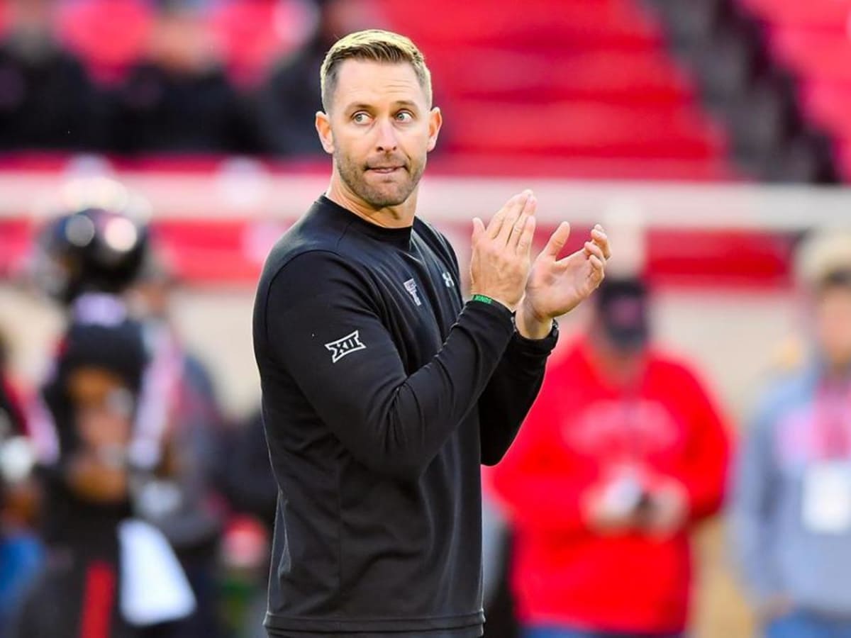 Arizona Cardinals hire Kliff Kingsbury as head coach