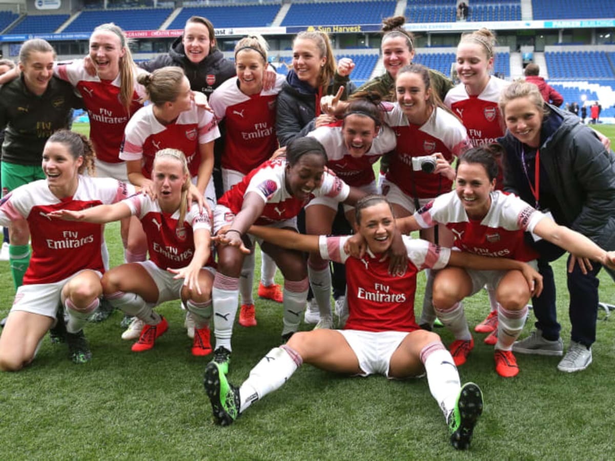 Beth Mead, Vivianne Miedema Among Goals as Arsenal Beat Brighton