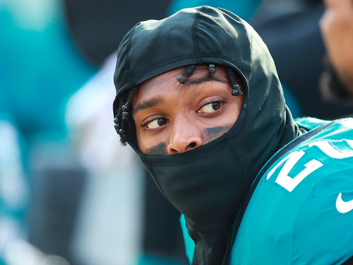 What Does Jalen Ramsey Wear on the Field?? 