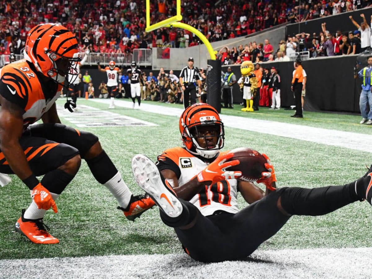 Aug. 25, 2011 - Cincinnati, Ohio, U.S - Cincinnati Bengals wide receiver A.J.  Green (18) steps into the end zone for a touchdown in the NFL football game  between the Carolina Panthers