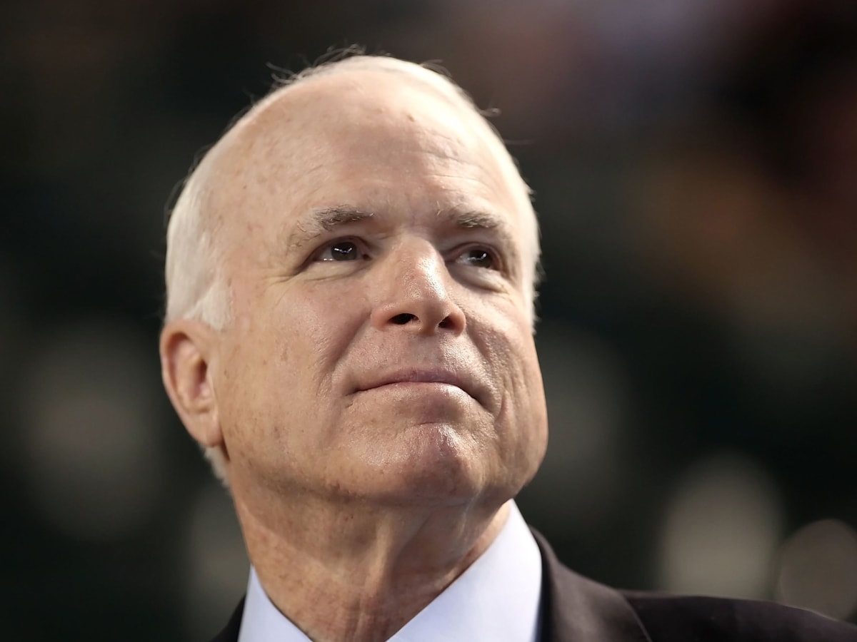 Arizona Diamondbacks honor late Arizona Sen. John McCain