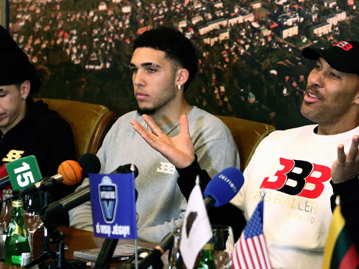Battling injuries LiAngelo and LaMelo Ball leave Lithuania's BC Vytautas -  ESPN