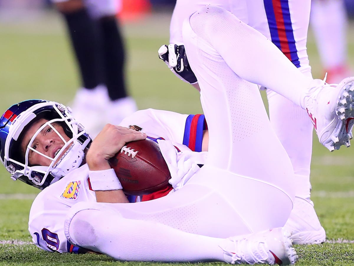 Is Eli Manning done? The Giants' offense is so bad, it's hard to know