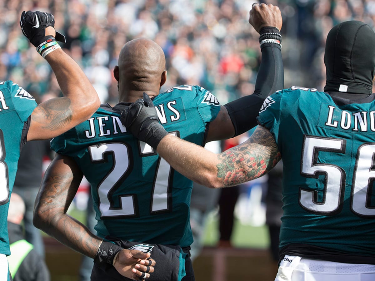 Philadelphia Eagles' Chris Long criticizes NFL national anthem