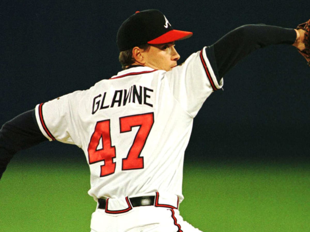Watch: Tom Glavine shuts out the Indians to win the '95 World