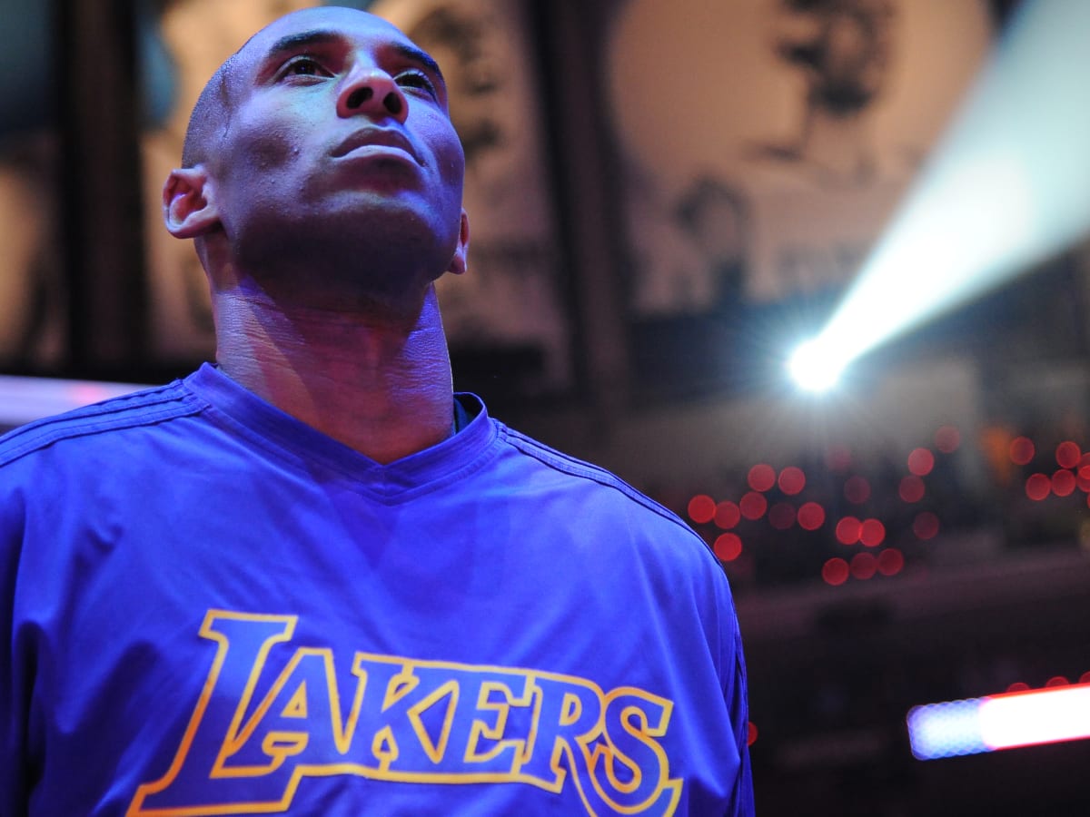 Kobe Bryant would kneel for national anthem