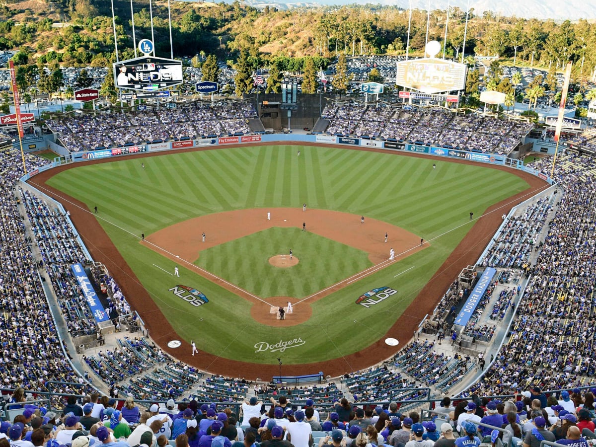 MLB\u0020Stadium\u0020Graphic\u0020Oversize\u0020Tee\u0020Los\u0020Angeles\u0020Dodgers