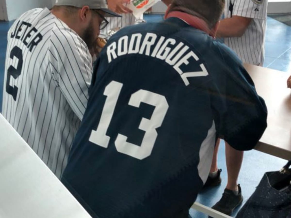 Names on back of Yankees jerseys: Rays roast NY fans on Twitter