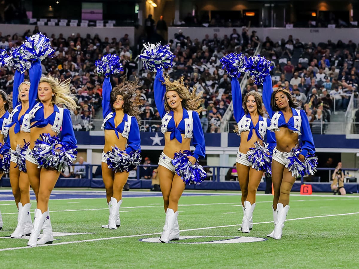 The Dallas Cowboys Cheerleaders Photograph by Donna Wilson