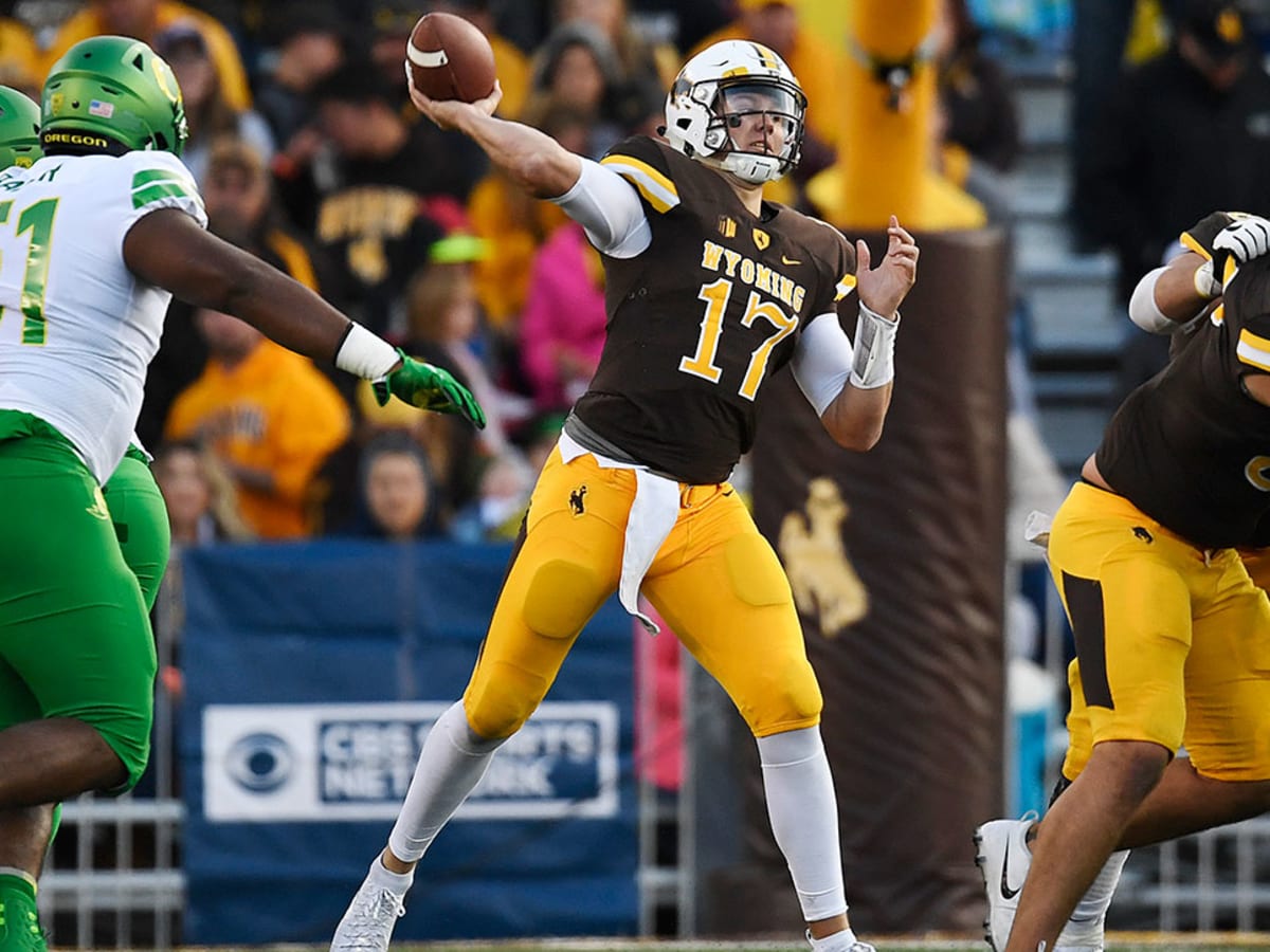 Bills trade up and draft Wyoming quarterback Josh Allen