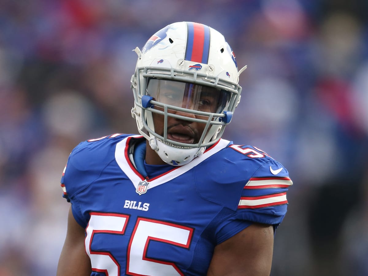 Jerry Hughes fined $5,305 because his pants didn't cover his entire knee in  game vs Colts