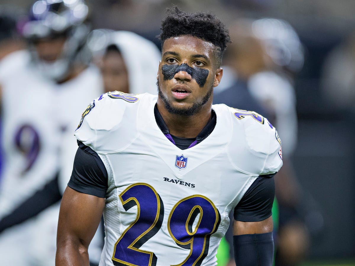 Tuesday's NFL: Ravens dispute 'choke' charge against Marlon Humphrey