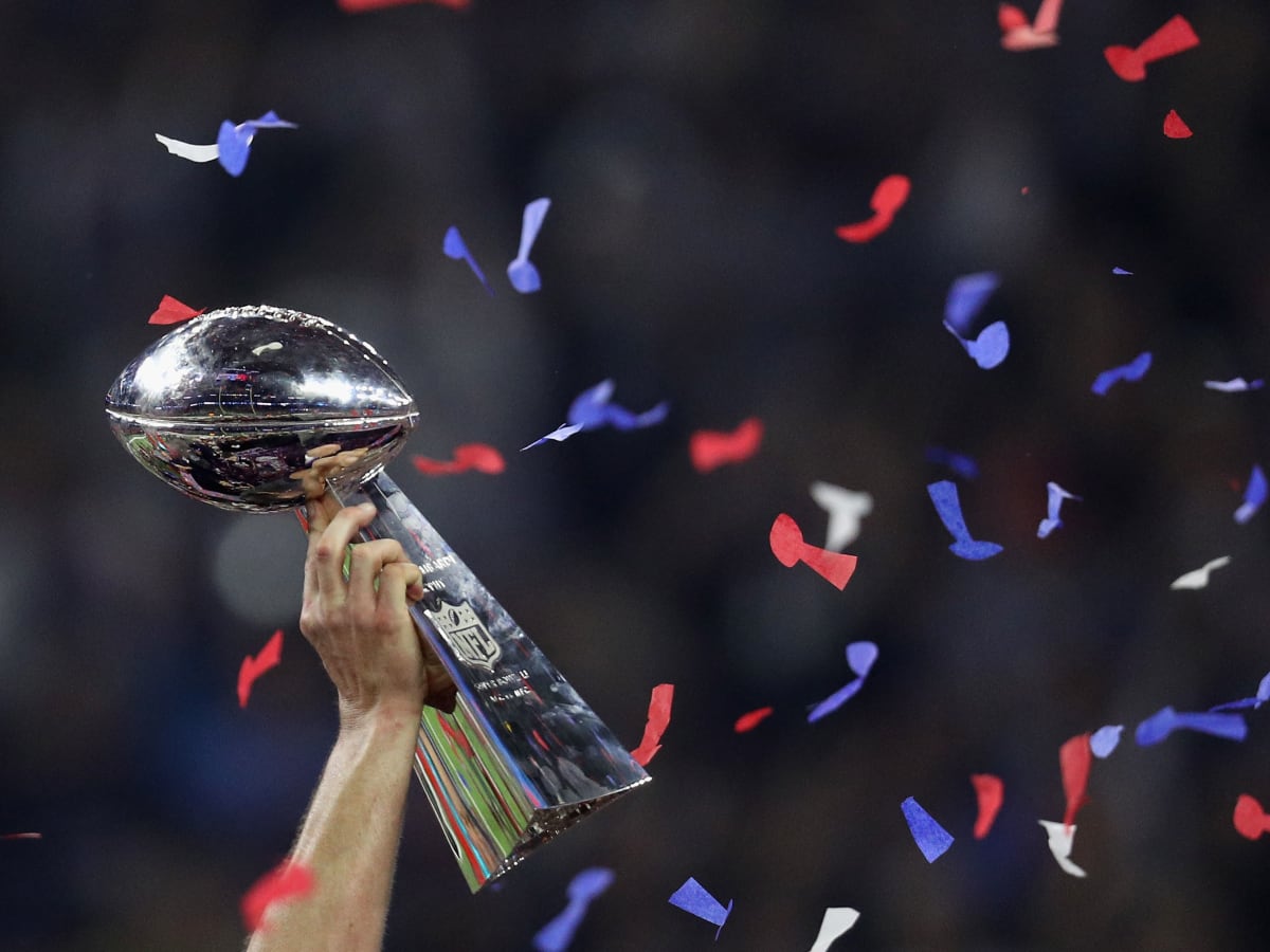 Super Bowl 2019: How much does Vince Lombardi Trophy weigh? How much is it  worth? 