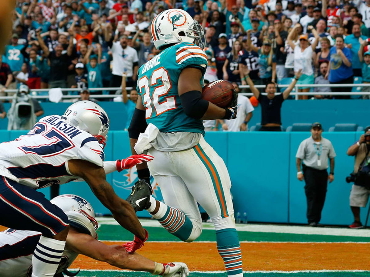 Dolphins lateral touchdown vs Patriots video: Kenyan Drake scores