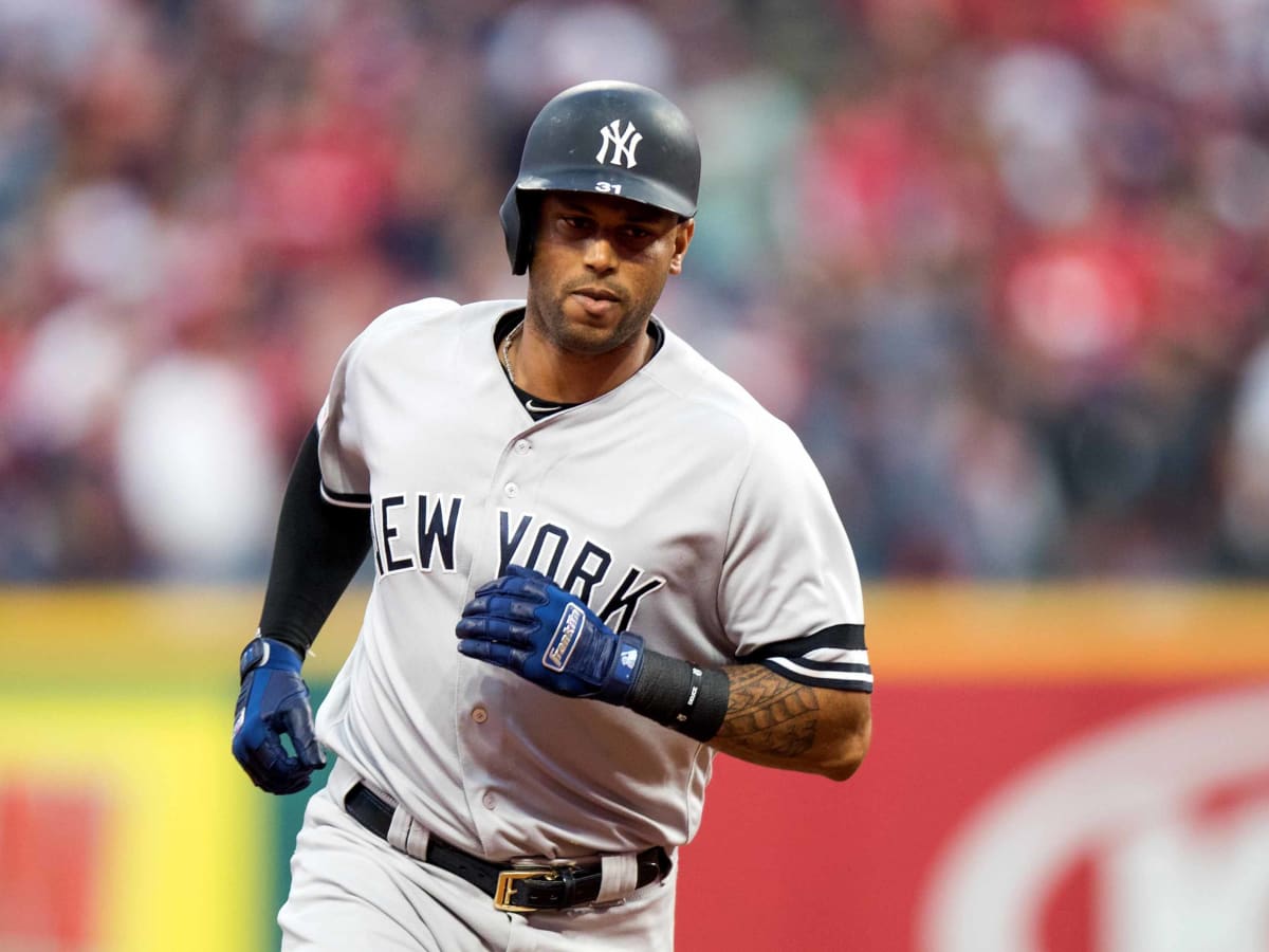 Aaron Hicks' Yankees woes sink to new low in loss to Rays