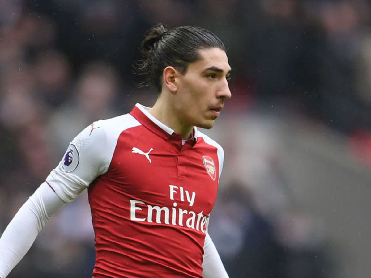 One Arsenal fan has a funny theory about Hector Bellerin's picture