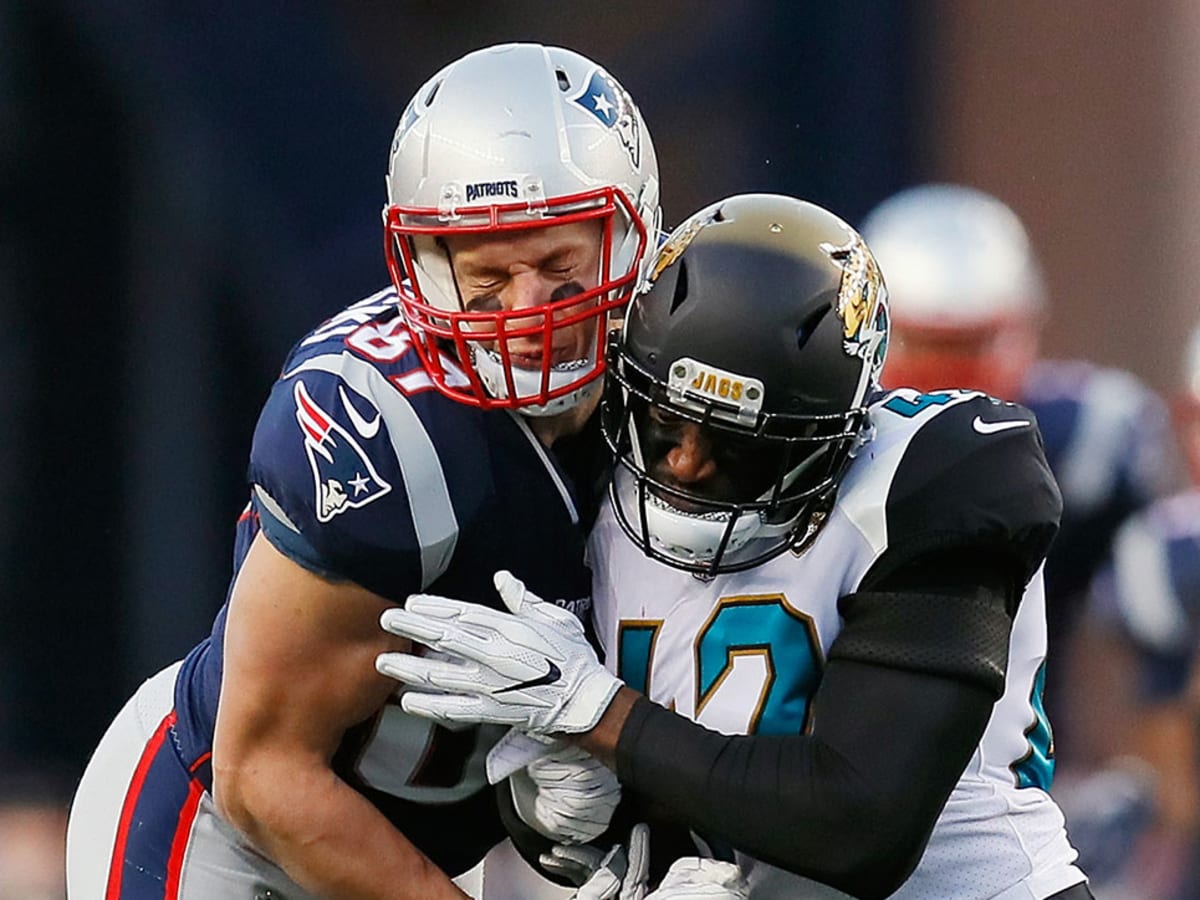 PHOTOS: Patriots TE Rob Gronkowski enjoying himself at Super Bowl