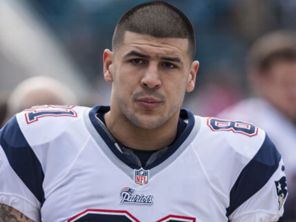 Aaron Hernandez out for Patriots vs. Rams - The Boston Globe