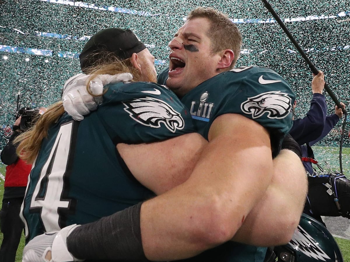 Former Eagles TE Brent Celek Announces Retirement From NFL