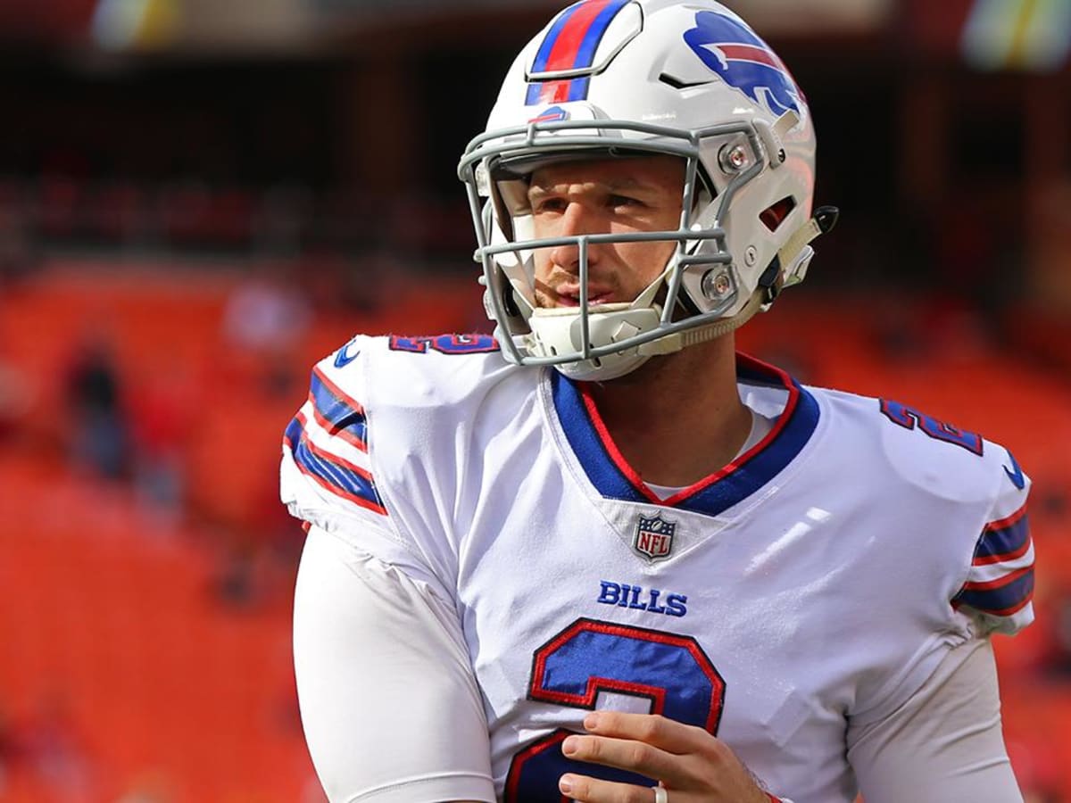 Twitter reacts to Nathan Peterman reportedly signing with the Oakland  Raiders - Sports Illustrated