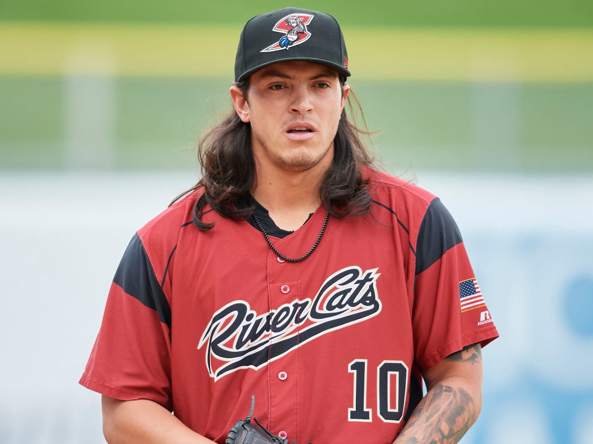 Dereck Rodriguez poised to follow in dad's footsteps - www