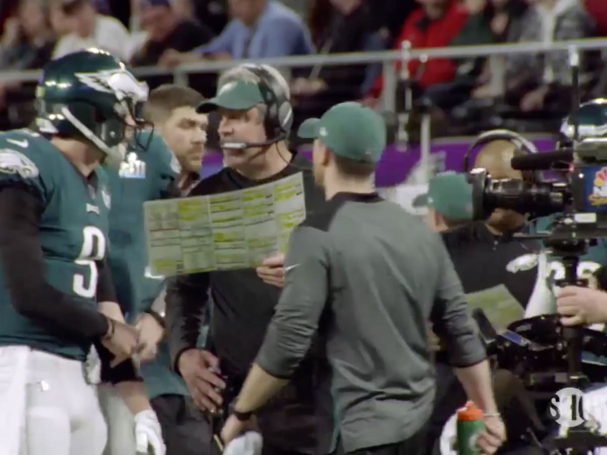 Nick Foles Catches TD Pass on INSANE 4th Down Trick Play!, Can't-Miss Play