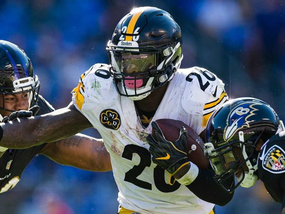 Le'Veon Bell Contract: Steelers RB Doesn't Sign Extension - Sports  Illustrated