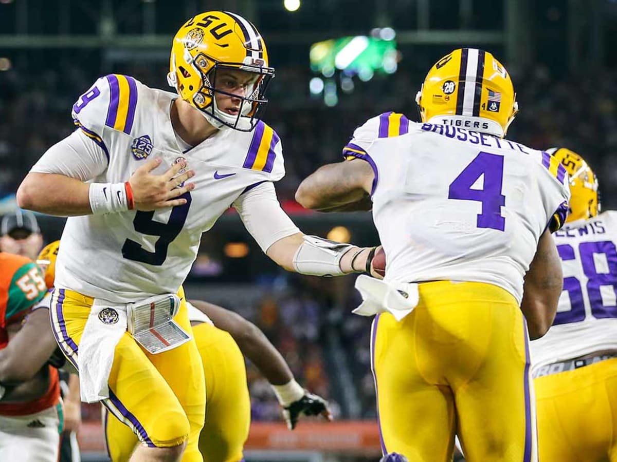 Film: LSU QB Joe Burrow shows smarts at line of scrimmage - Sports  Illustrated