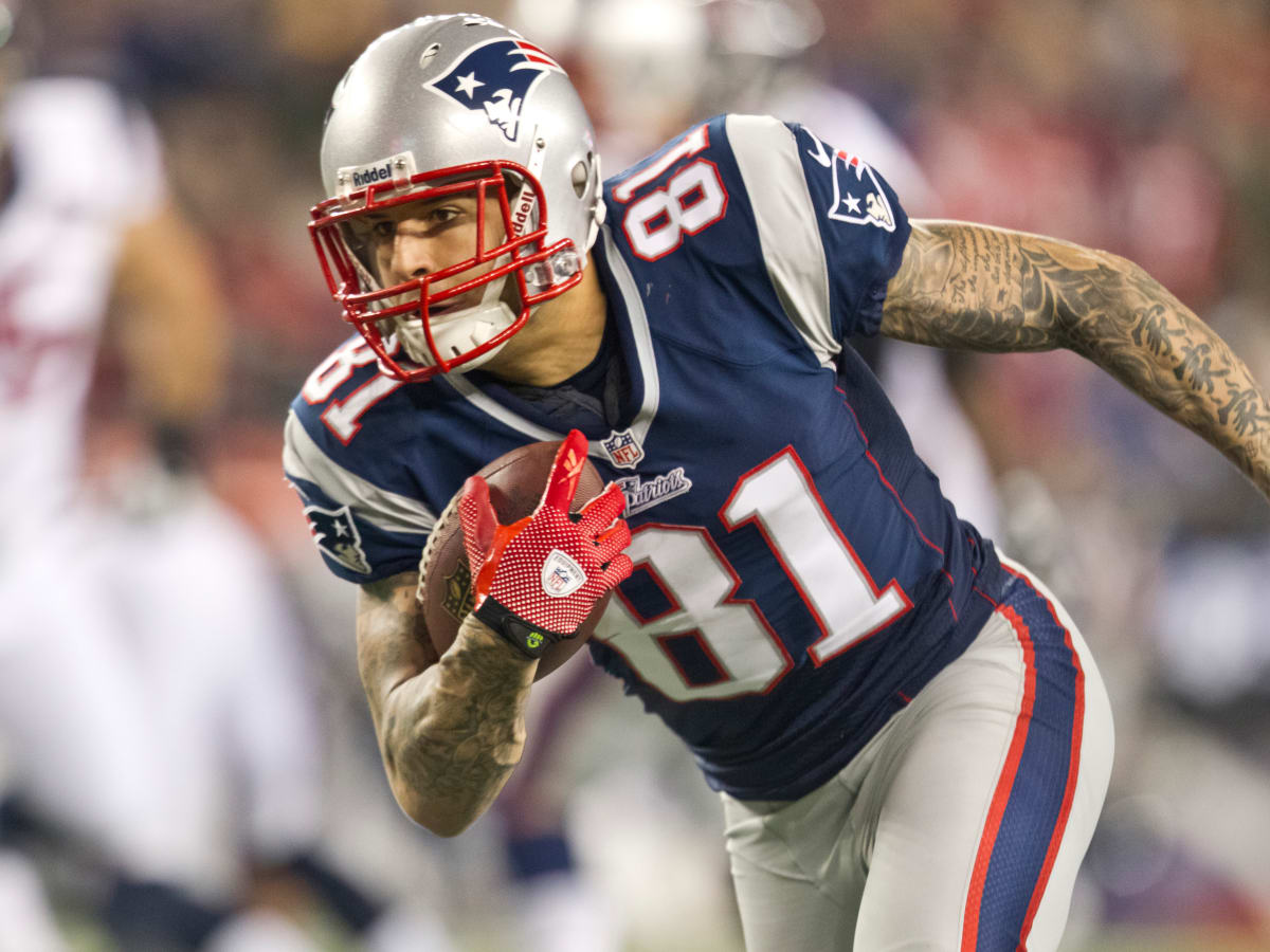 Aaron Hernandez: Fantasy Owners Should Buy Low on Patriots TE