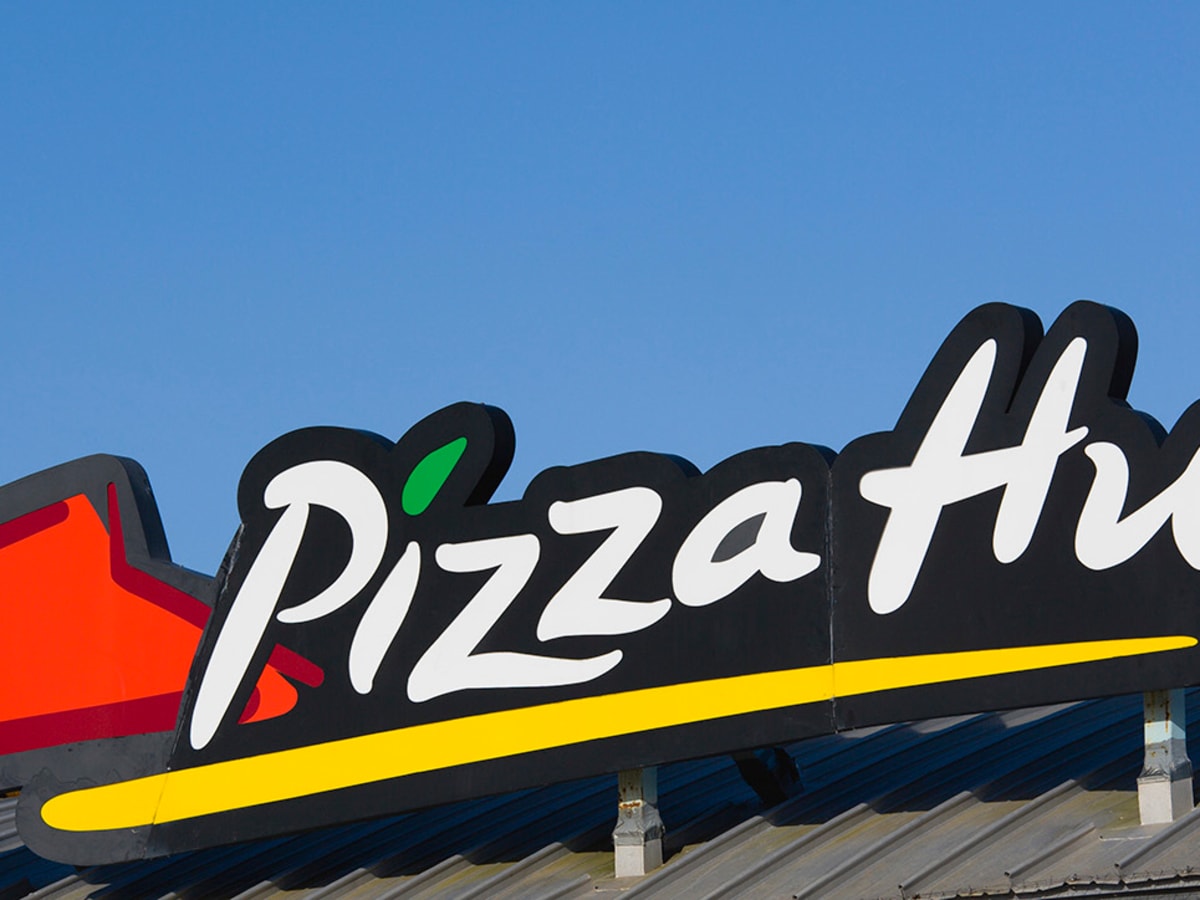 Pizza Hut Scores New NFL Sponsorship, Replacing Papa John's