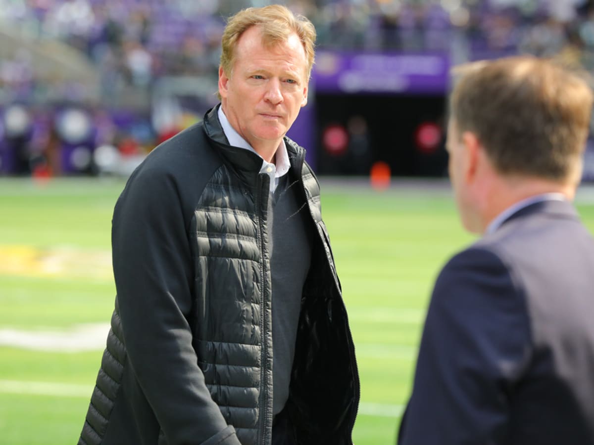 Adam Schefter: What makes the Jerry Jones versus Roger Goodell fight  different than any other