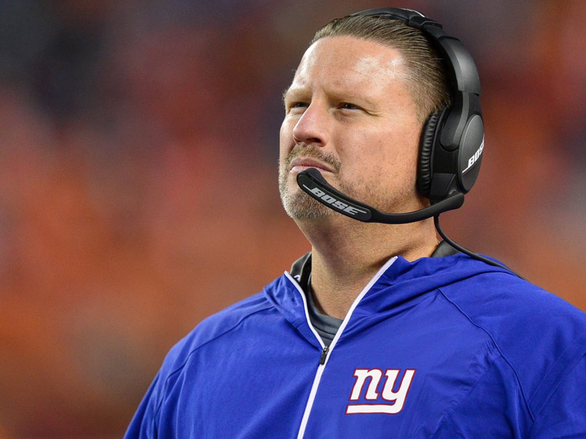 Ben McAdoo turns to one-on-one talks with Giants players to reclaim the  locker room - Sports Illustrated