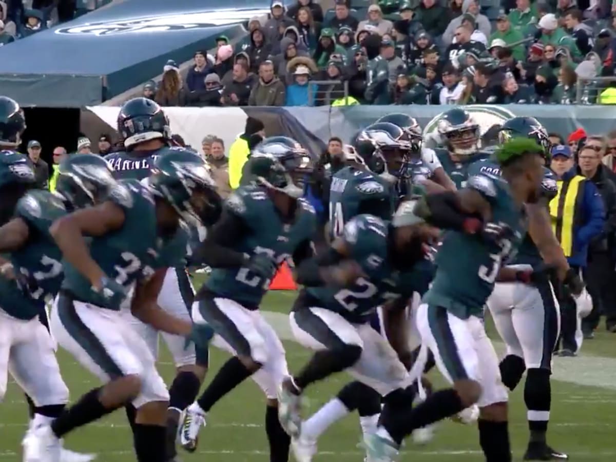 Philadelphia Eagles defense gets in on act with Electric Slide