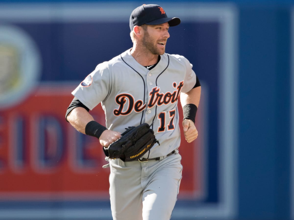 2017 Tigers player preview: Is Andrew Romine a legitimate option