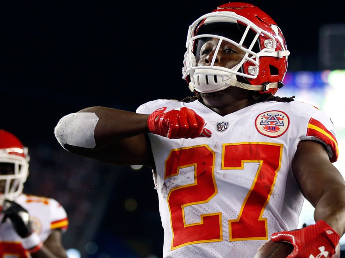 Why it made sense to bring back Kareem Hunt 