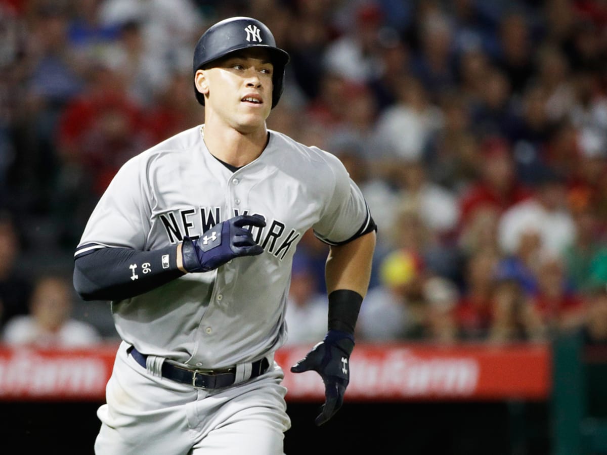 Aaron Judge Surprises Rookie Shortstop By Quietly Paying For