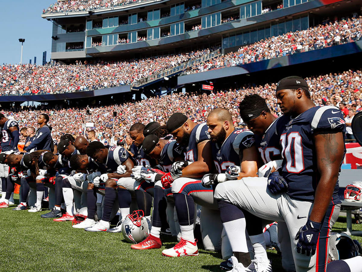 Report: NFL Considers Penalizing Players who Kneel During National Anthem