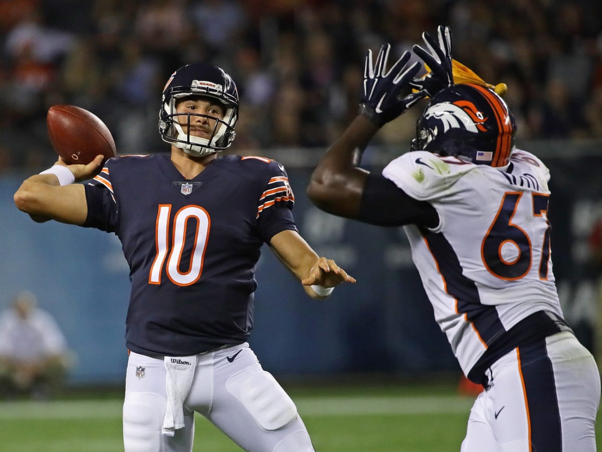 Chicago Bears sign QB and top pick Mitchell Trubisky