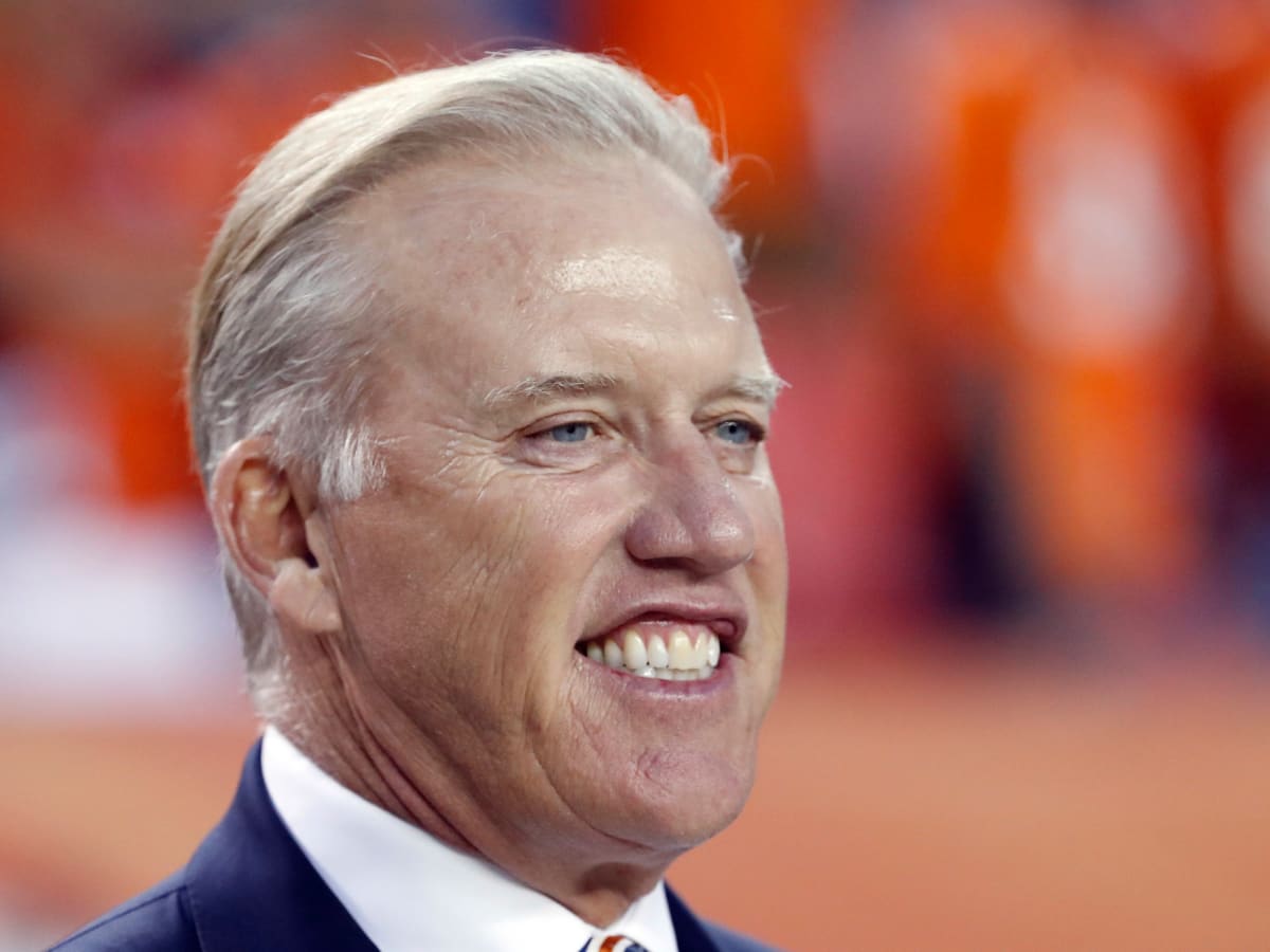 John Elway on anthem: "I'm one that believes in standing" - Sports  Illustrated