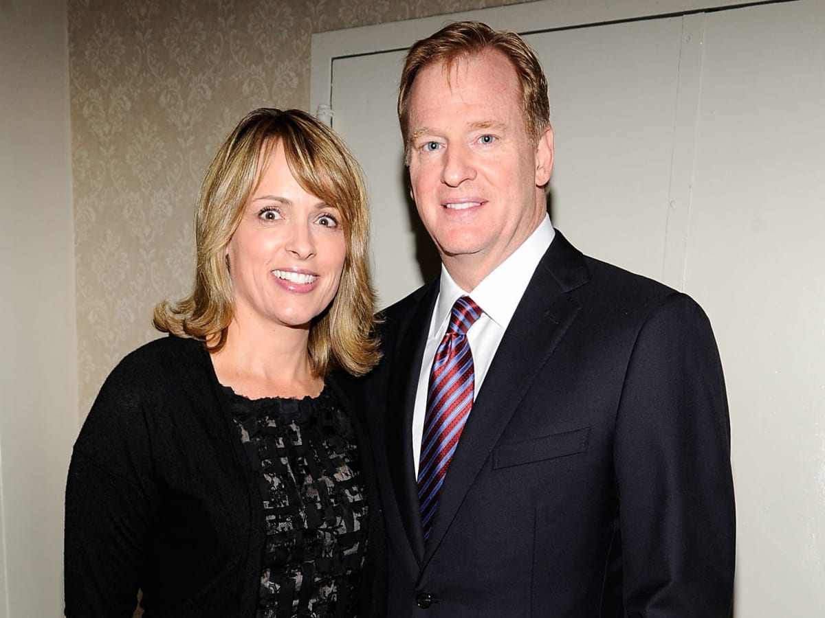 Roger Goodell's Wife, Jane, Uses Secret Twitter Account to Defend