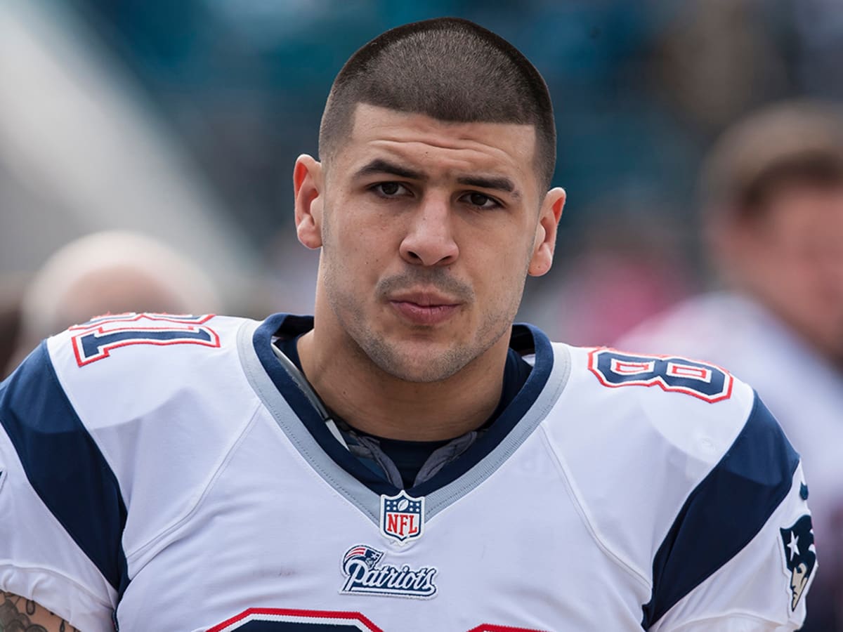 Aaron Hernandez's Brain Donated To CTE Research, Finally Being Put To Good  Use - Steelers Depot