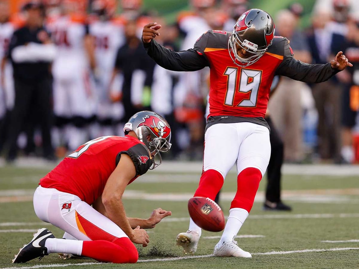 Roberto Aguayo makes all his kicks on Friday night - NBC Sports