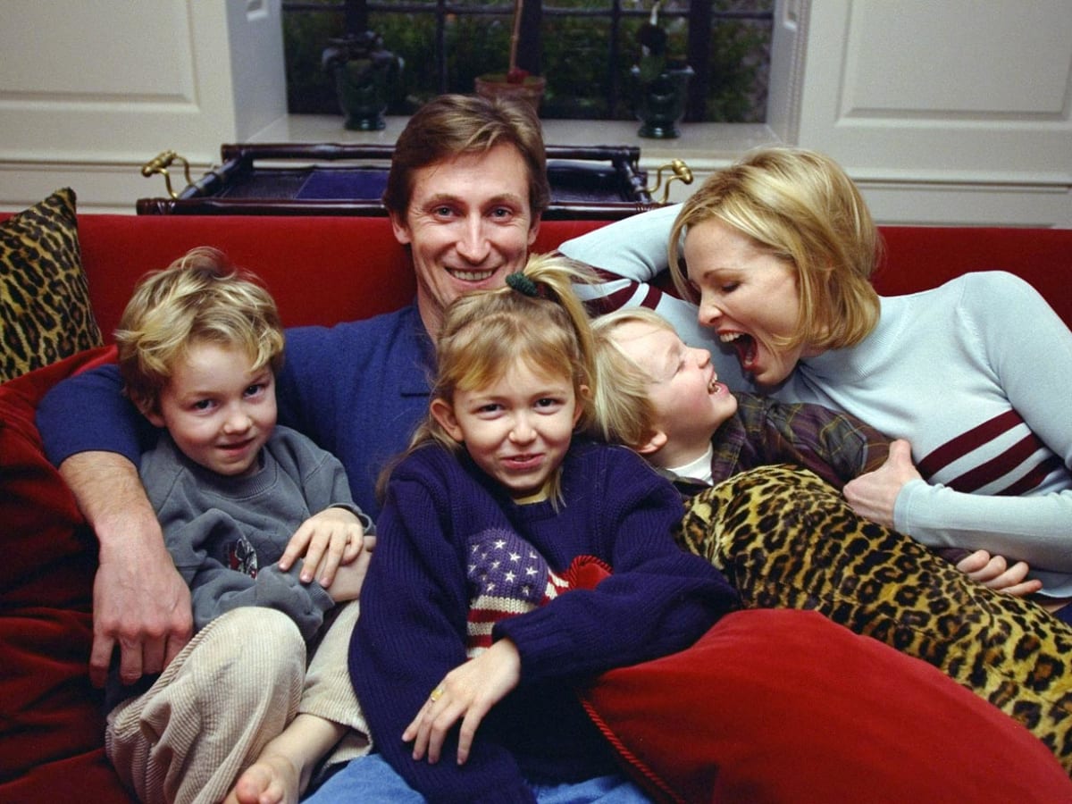 Wayne Gretzky Brother & 5 Children With Wife Janet Jones