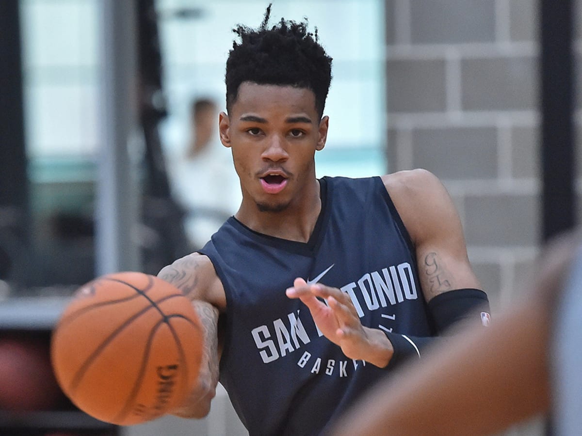 LOOK: Dejounte Murray's daughter ready to join the Spurs roster