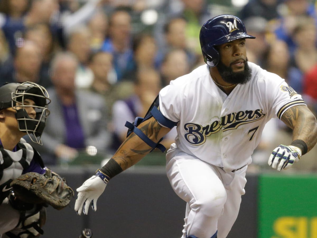 Briefly a Mariner, Eric Thames went from Korean God to Brewers first  baseman