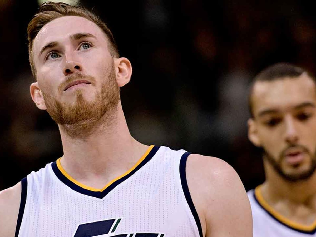 Report: Gordon Hayward, Utah Jazz remain 'far apart' in contract  discussions - Sports Illustrated